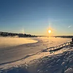 4-person Aurora